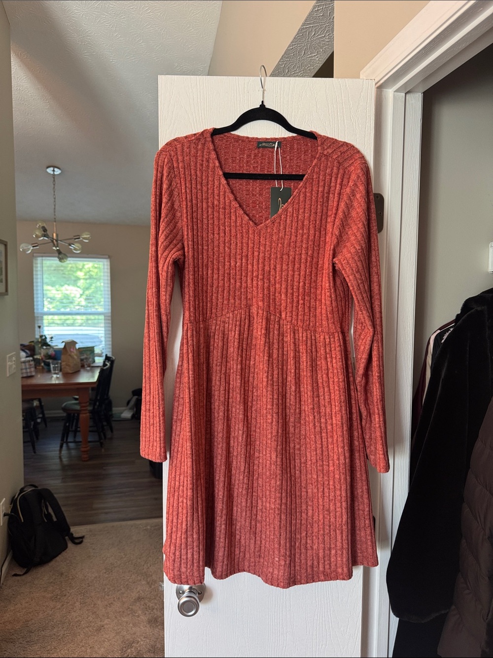 NEW WITH TAGS Rib-Knit V-Neck Long Sleeve Dress in Rust